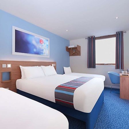 Travelodge Birmingham Central Broadway Plaza Exteriör bild