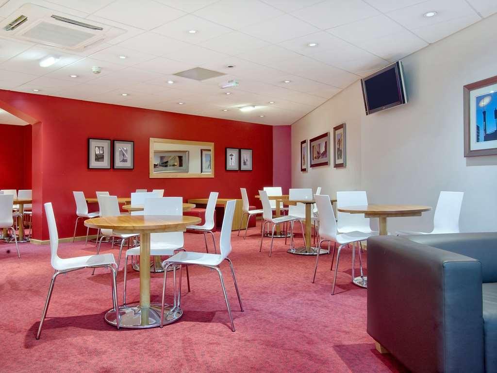 Travelodge Birmingham Central Broadway Plaza Restaurang bild